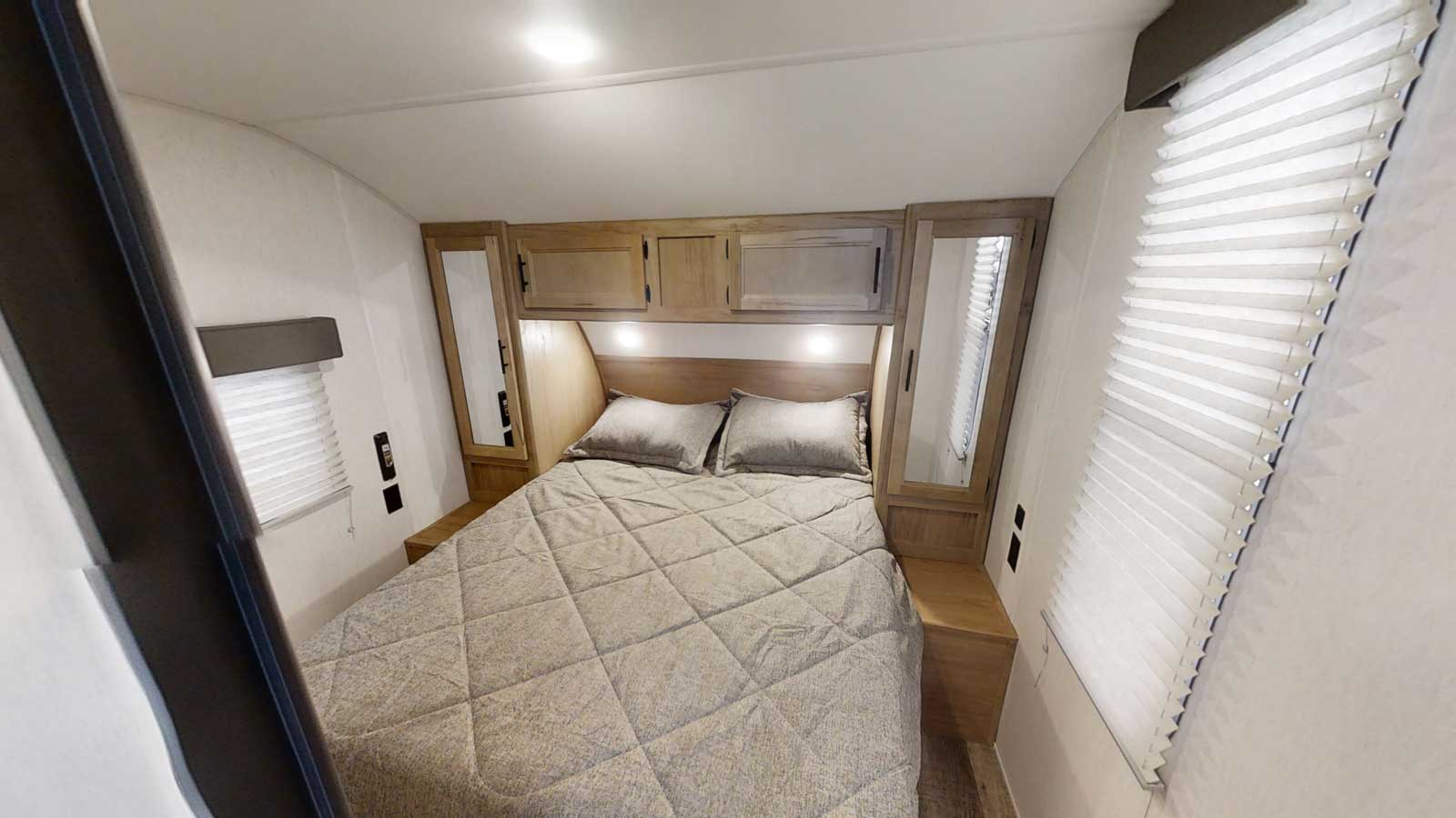 Cherokee Grey Wolf 29TE — fotografie 16