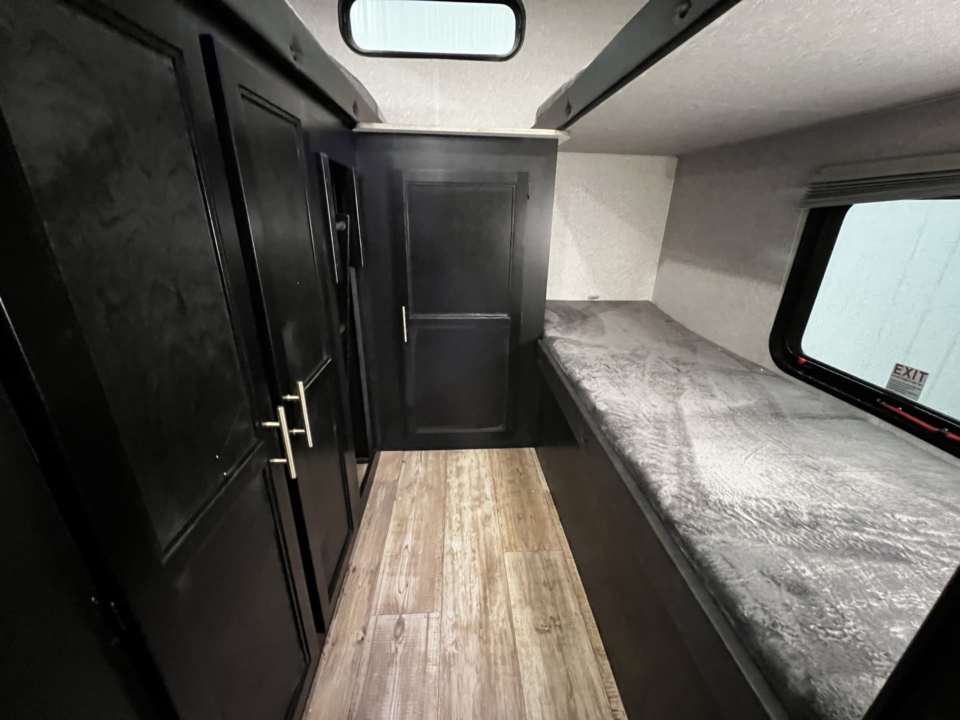 Cherokee Grey Wolf 29TE — fotografie 10